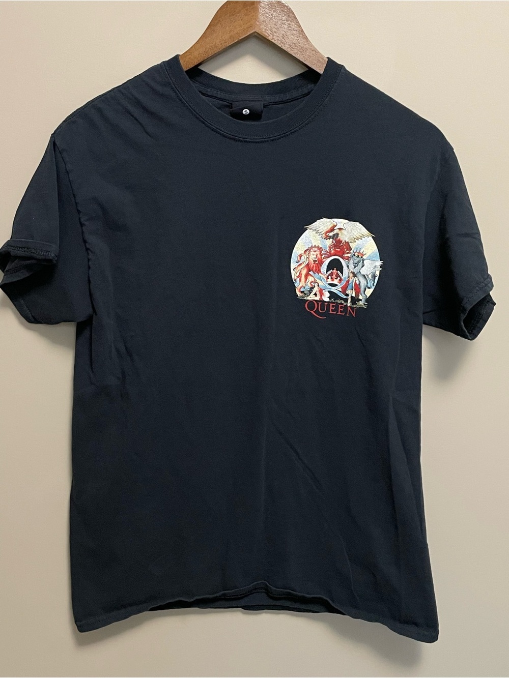 Queen Graphic Print Shirt By Day Men Women Small